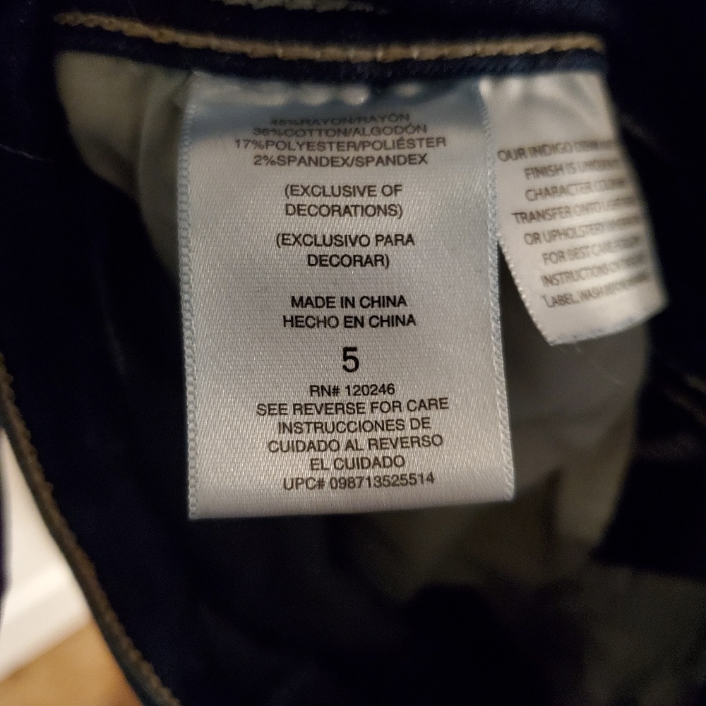 Dark Distressed Jeggings - Picture 3 of 4